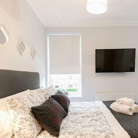 Berkshire Apartment 11Helena House Lux Studio Apartment Reading Extérieur photo