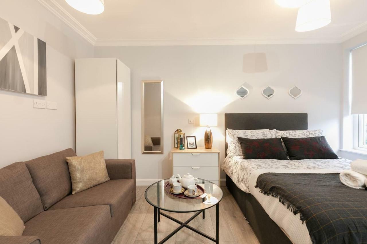 Berkshire Apartment 11Helena House Lux Studio Apartment Reading Extérieur photo