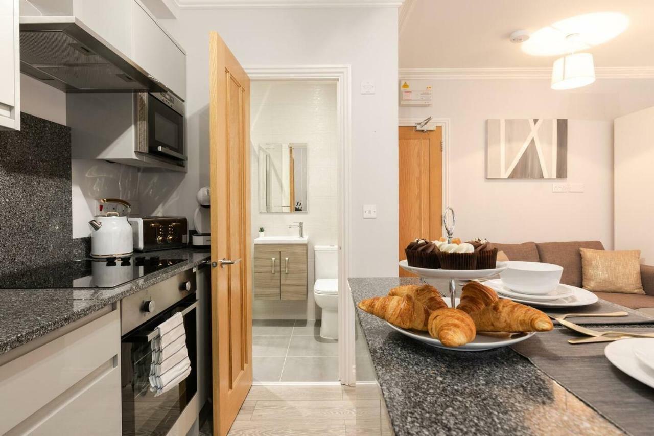 Berkshire Apartment 11Helena House Lux Studio Apartment Reading Extérieur photo