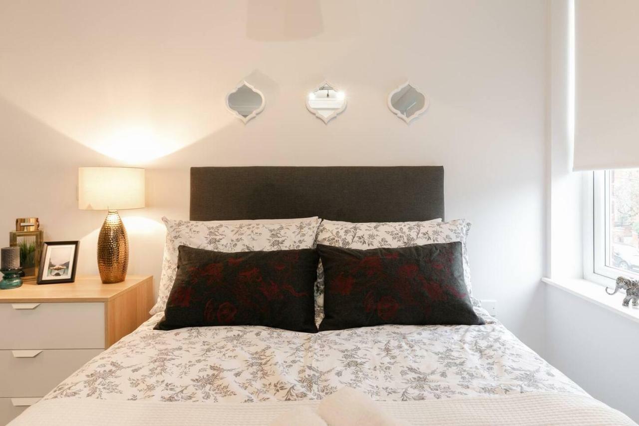 Berkshire Apartment 11Helena House Lux Studio Apartment Reading Extérieur photo