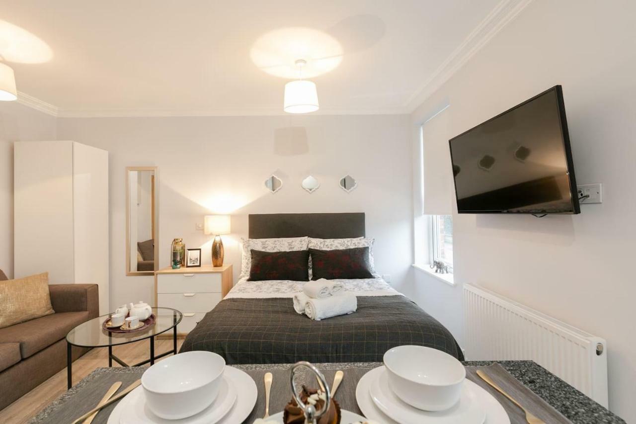 Berkshire Apartment 11Helena House Lux Studio Apartment Reading Extérieur photo