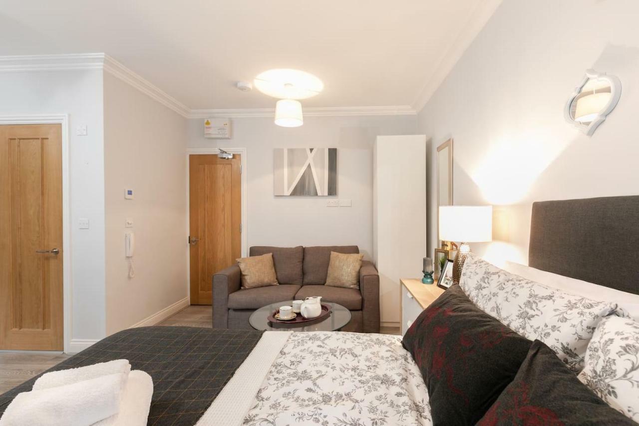 Berkshire Apartment 11Helena House Lux Studio Apartment Reading Extérieur photo