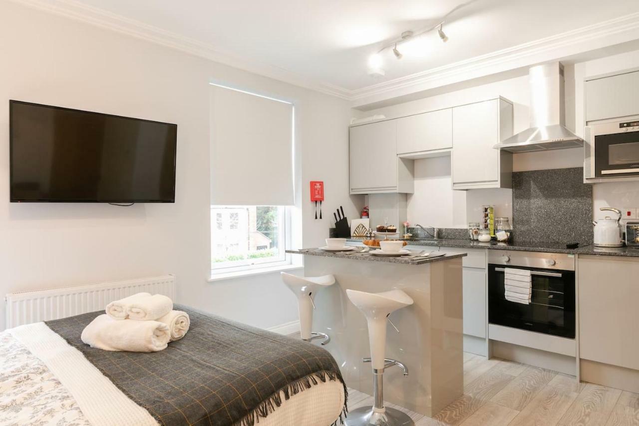 Berkshire Apartment 11Helena House Lux Studio Apartment Reading Extérieur photo
